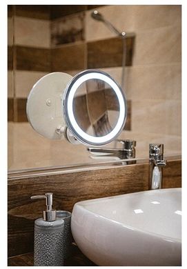 Косметичне дзеркало для ванної кімнати Adler AD 2168