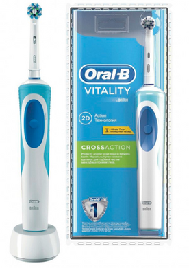 Зубная щетка BRAUN Oral-B Vitality Cross Action D12.513