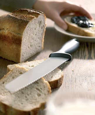 Кухонний ніж для хліба Fiskars Essential Black (1023774) - 23 см
